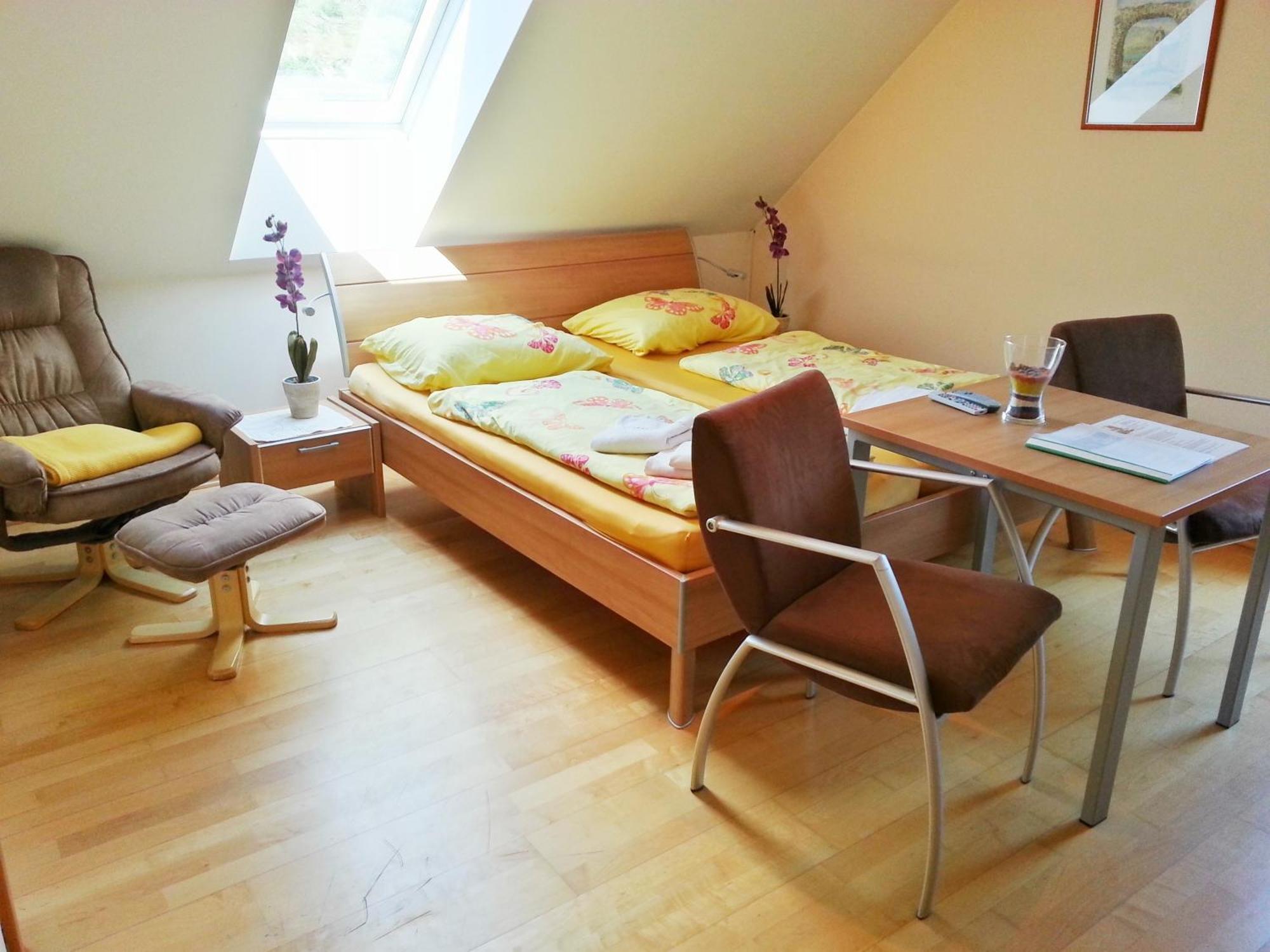 Gastehaus Zur Schonen Aussicht Bed and Breakfast Spitz an der Donau Esterno foto